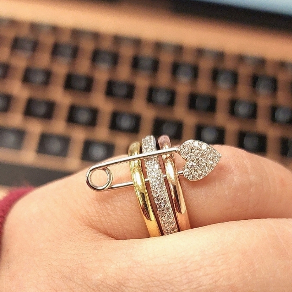 NEW‼️Elegant Cubic Zirconia Tri-Color Heart Pin Detachable Ring🔥 - Picture 1 of 5